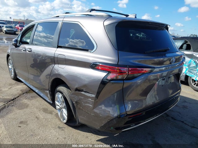Toyota Sienna Limited 2021 5TDZRKEC2MS042801 Image 3