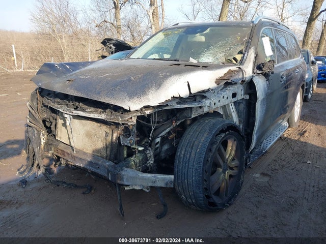 4JGDF6EE3HA896240 Mercedes-Benz Gls 450 4matic