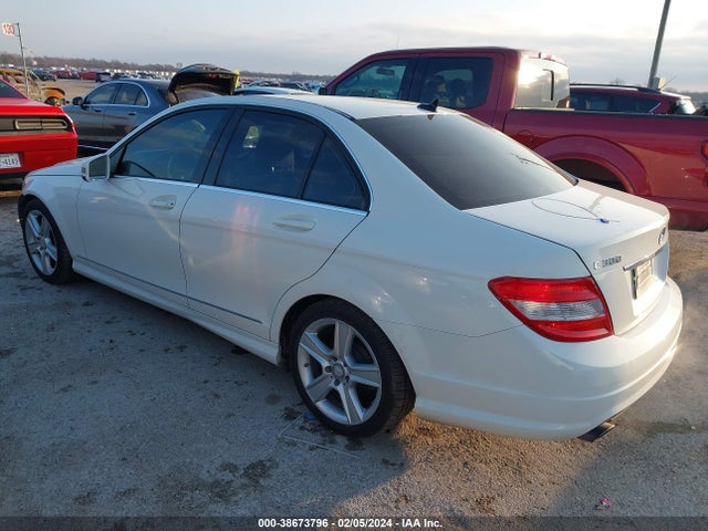 Продаж на аукціоні авто 2010 Mercedes-benz C 300 Luxury/sport, vin: WDDGF5EB5AR108511, номер лоту: 38673796