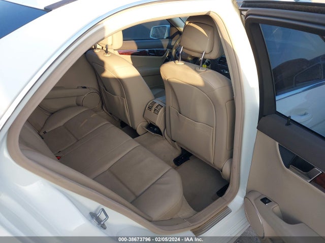 Продаж на аукціоні авто 2010 Mercedes-benz C 300 Luxury/sport, vin: WDDGF5EB5AR108511, номер лоту: 38673796