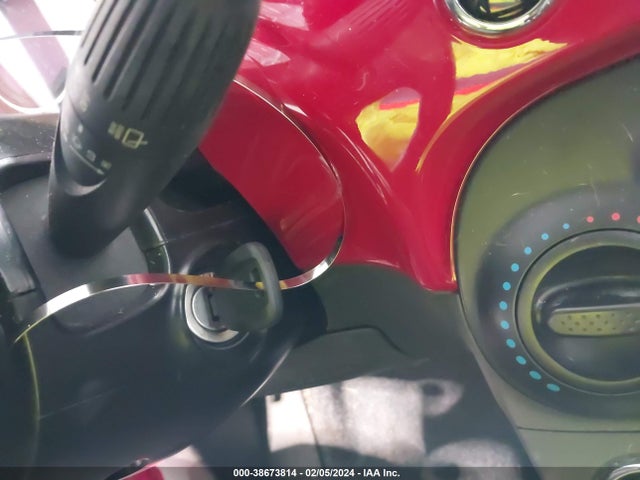 2013 FIAT 500 3C3CFFAR3DT647730 Photo 10