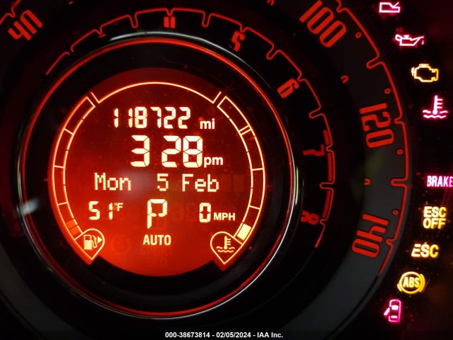 2013 FIAT 500 3C3CFFAR3DT647730 Photo 6