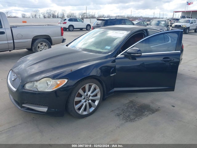 2011 JAGUAR XF SAJWA0HE2BMR83803 Photo 1
