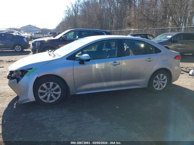 Toyota COROLLA LE 2022 JTDEPMAE3N3029517 Image 15