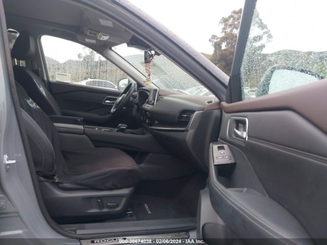 5N1AT3CA8MC839542 Nissan Rogue Sl Fwd