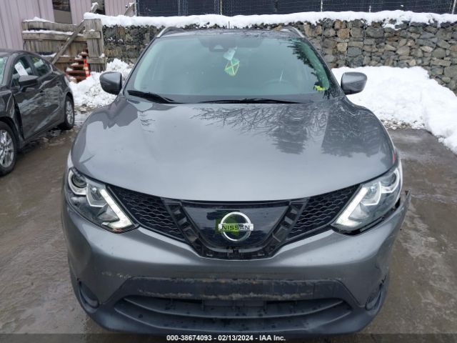 JN1BJ1CR3KW353082 Nissan Rogue Sport Sv
