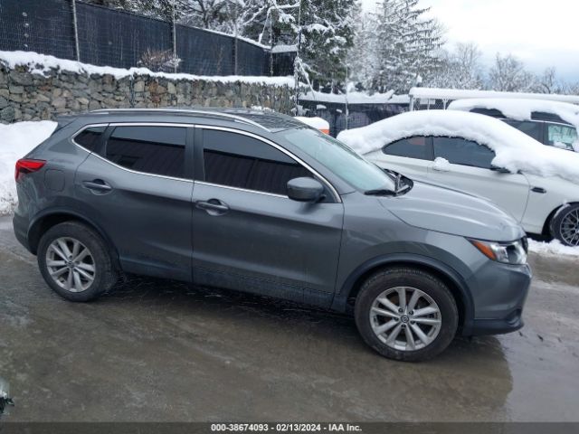 JN1BJ1CR3KW353082 Nissan Rogue Sport Sv