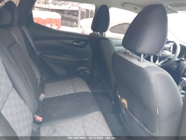 JN1BJ1CR3KW353082 Nissan Rogue Sport Sv