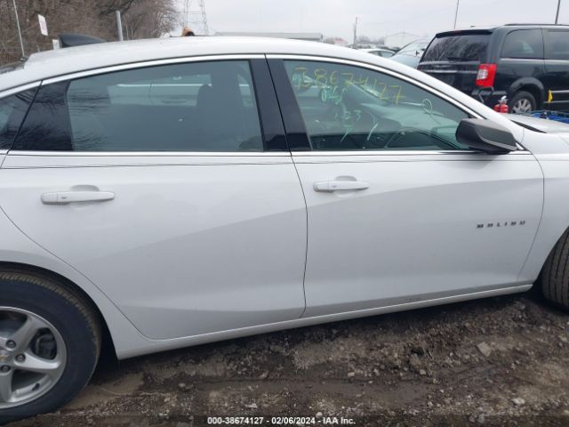 1G1ZB5ST0JF265823 Chevrolet Malibu 1ls