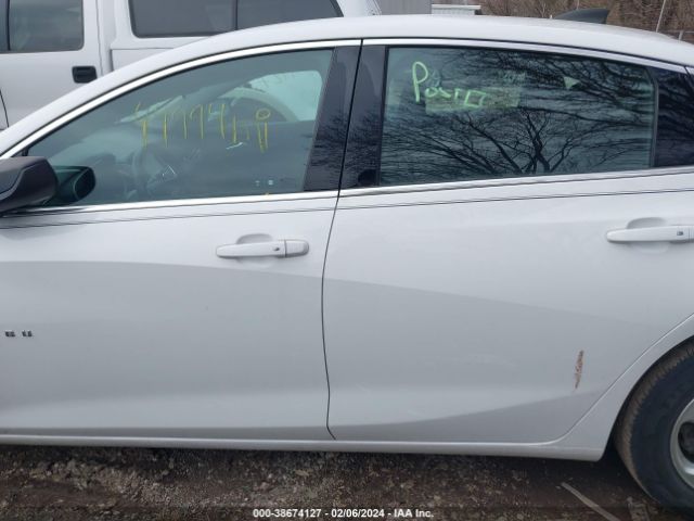 1G1ZB5ST0JF265823 Chevrolet Malibu 1ls