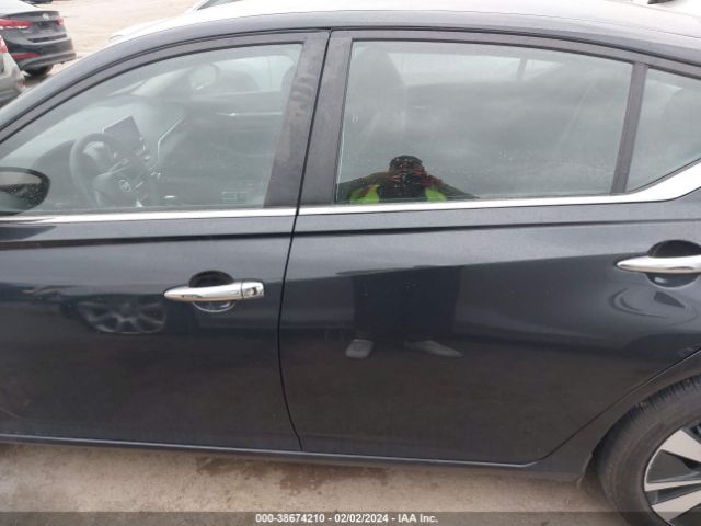 1N4BL4DV9MN329078 Nissan Altima Sv Fwd