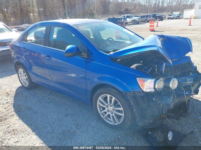 Chevrolet Sonic Lt Auto 2016 1G1JC5SHXG4155159 Image 3