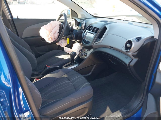 Chevrolet Sonic Lt Auto 2016 1G1JC5SHXG4155159 Image 5