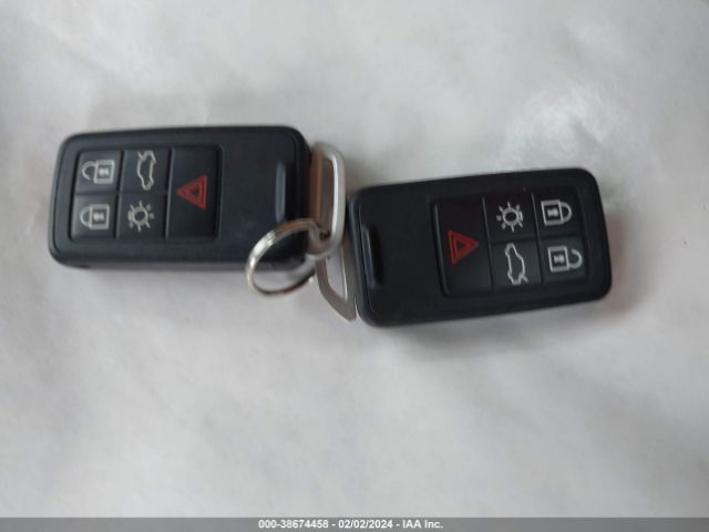 LYV402TK6HB195059 Volvo S60 Inscription T5