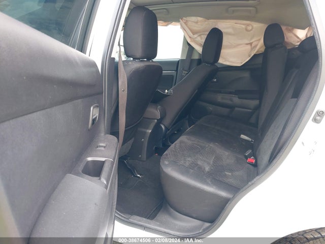 4A4AP4AU1FE009268 Mitsubishi Outlander Sport Se