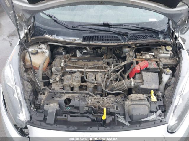 3FADP4EJ3GM143835 Ford FIESTA SE