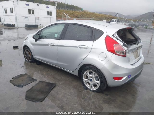 3FADP4EJ3GM143835 Ford FIESTA SE