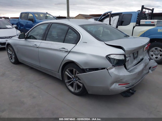 BMW 330e Iperformance 2017 WBA8E1C39HA029256 Image 3