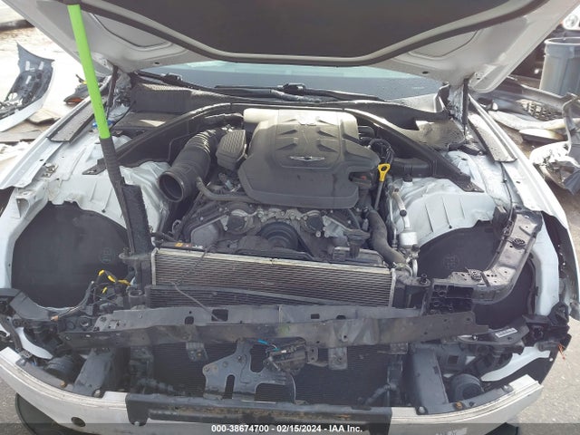 Genesis G80 3.8 2018 KMHGN4JE1JU235689 Image 10