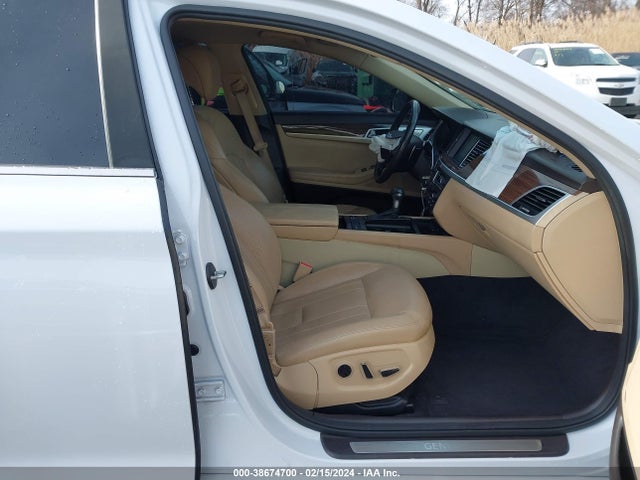 Genesis G80 3.8 2018 KMHGN4JE1JU235689 Image 5