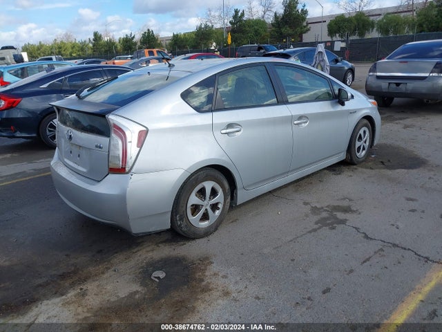 2015 TOYOTA PRIUS TWO VIN: JTDKN3DU8F1936234