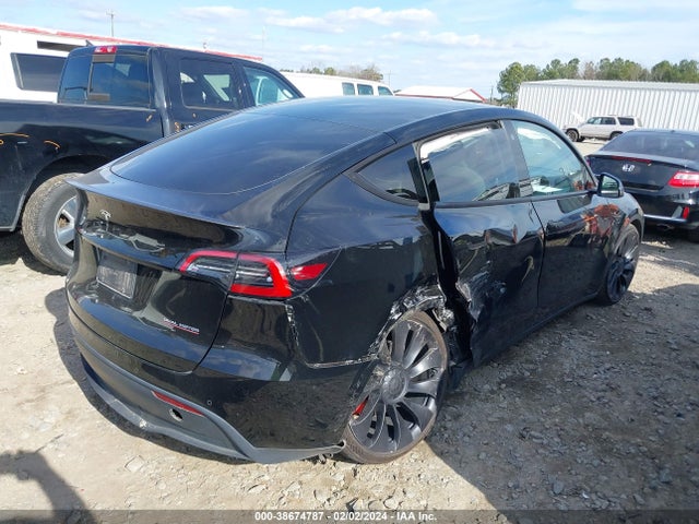 7SAYGDEF8NF438652 Tesla Model Y Performance Dual Motor All-wheel Drive