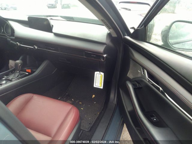 3MZBPBCM9PM350858 Mazda Mazda3 2.5 S Carbon Edition