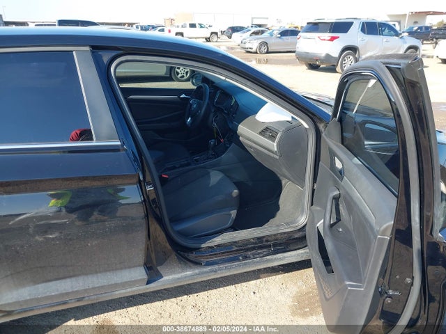 Продажа на аукционе авто 2019 Volkswagen Jetta 1.4t R-line/1.4t S/1.4t Se, vin: 3VWC57BU4KM142226, номер лота: 38674889