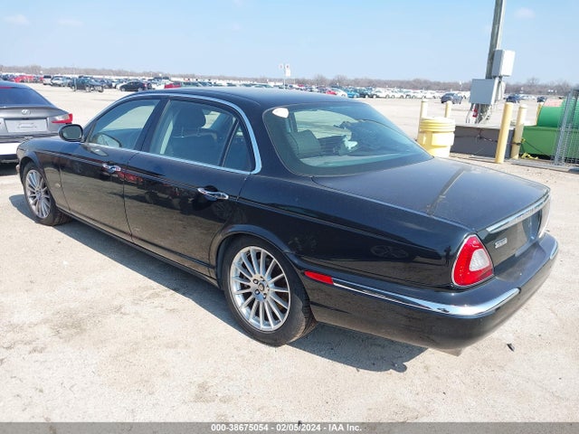 2007 JAGUAR XJ SAJWA79B97SH17794 Photo 2