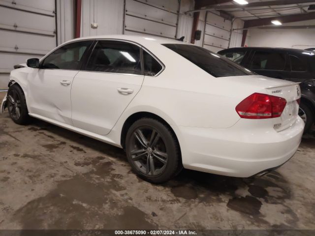 1VWBN7A36EC012362 Volkswagen Passat 2.0l Tdi Se
