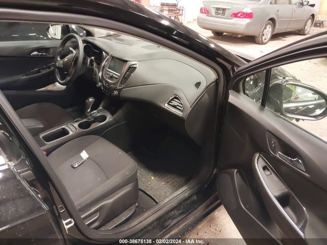 Chevrolet Cruze Lt Auto 2018 3G1BE6SM1JS593142 Image 5
