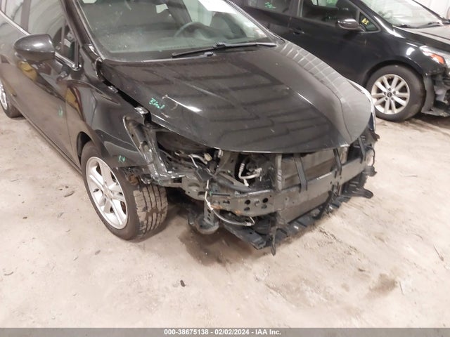 Chevrolet Cruze Lt Auto 2018 3G1BE6SM1JS593142 Image 6