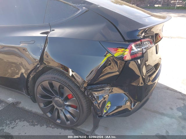 7SAYGDEF7PF694834 Tesla Model Y Awd/performance Dual Motor All-wheel Drive