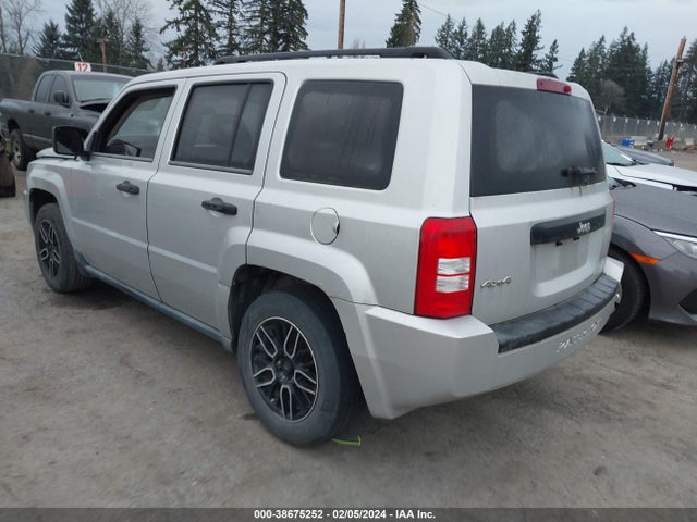 2008 JEEP PATRIOT SPORT VIN: 1J8FF28W18D796316