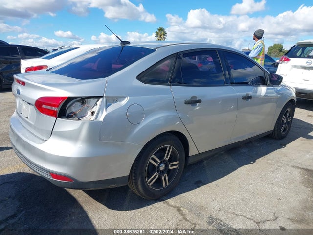2017 FORD FOCUS S VIN: 1FADP3E22HL254852
