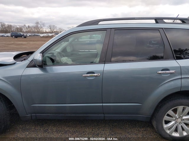 2011 SUBARU FORESTER 2.5X PREMIUM VIN: JF2SHADC3BH750056