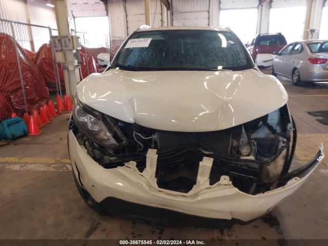 JN1BJ1CP0HW034200 Nissan Rogue Sport Sv