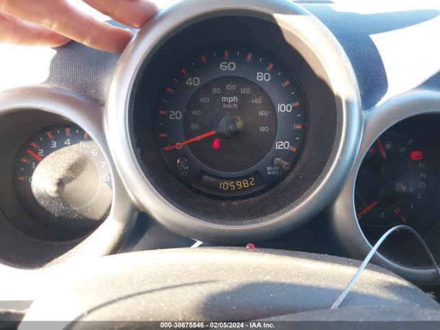 2004 HONDA ELEMENT LX VIN: 5J6YH28324L002207