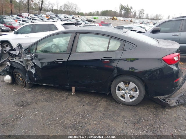 Chevrolet Cruze Ls Auto 2018 1G1BC5SMXJ7235097 Image 14