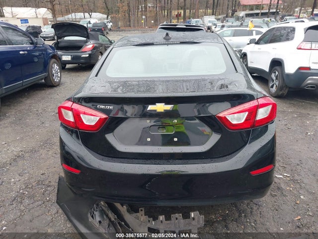 Chevrolet Cruze Ls Auto 2018 1G1BC5SMXJ7235097 Image 16