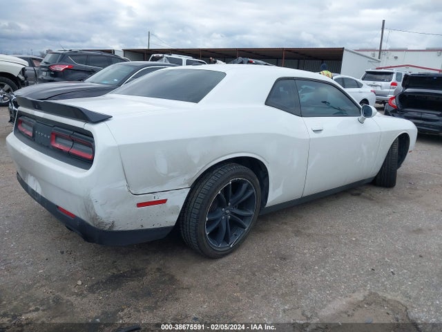 Dodge Challenger Sxt 2018 2C3CDZAG0JH116575 Image 4