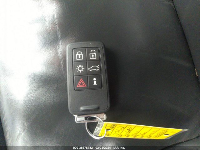 YV126MFB1F2302752 Volvo S60 T5 Premier