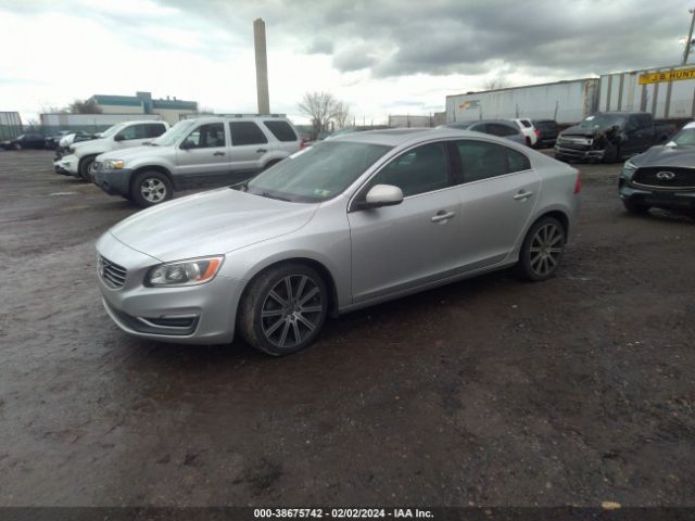 YV126MFB1F2302752 Volvo S60 T5 Premier