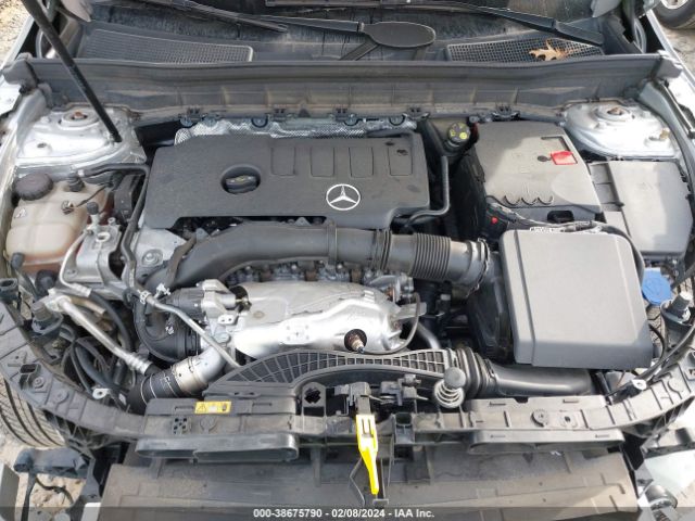 W1N4M4HB8MW123821 Mercedes-Benz Glb 250 4matic