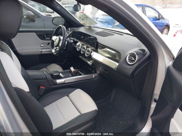 W1N4M4HB8MW123821 Mercedes-Benz Glb 250 4matic