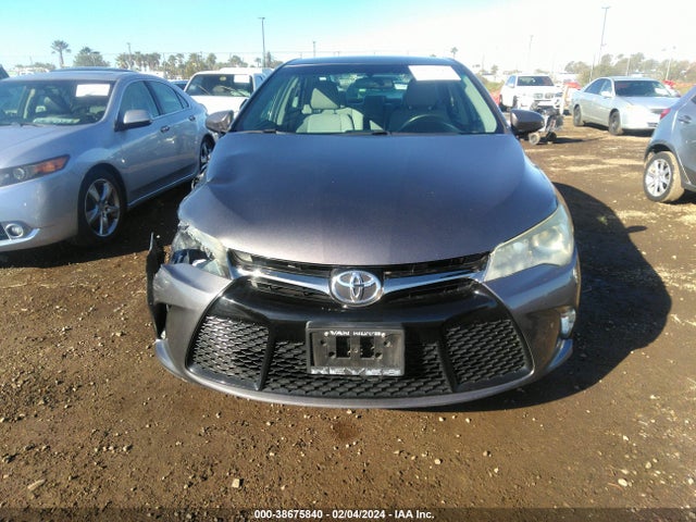 2015 TOYOTA CAMRY SE VIN: 4T1BF1FK5FU039458