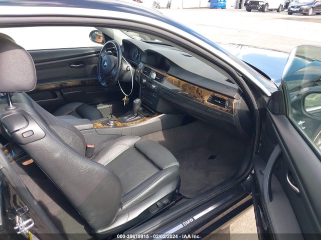 2008 BMW 328I VIN: WBAWV13558P118859