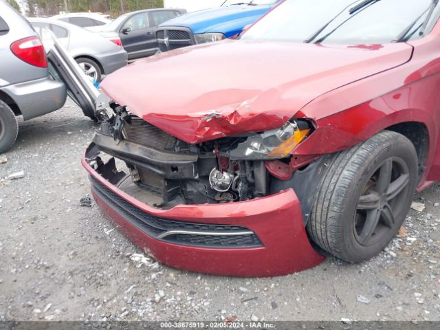 1VWAT7A34FC101074 Volkswagen Passat 1.8t S