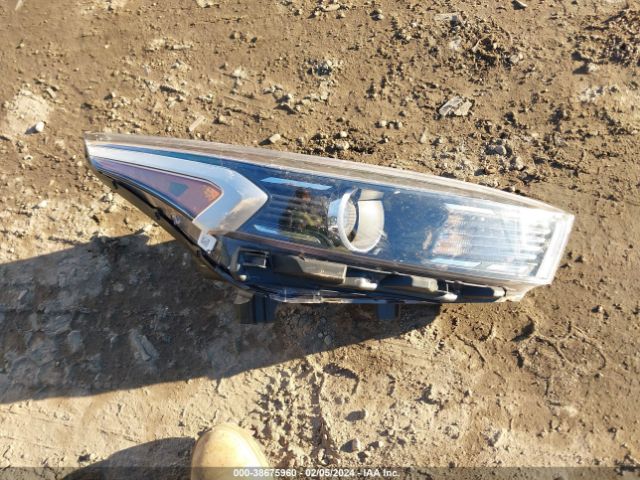 1VWMA7A38LC005768 Volkswagen Passat 2.0t R-line