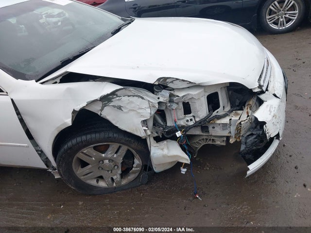 Chevrolet Impala Limited Lt 2016 2G1WB5E37G1106697 Image 6